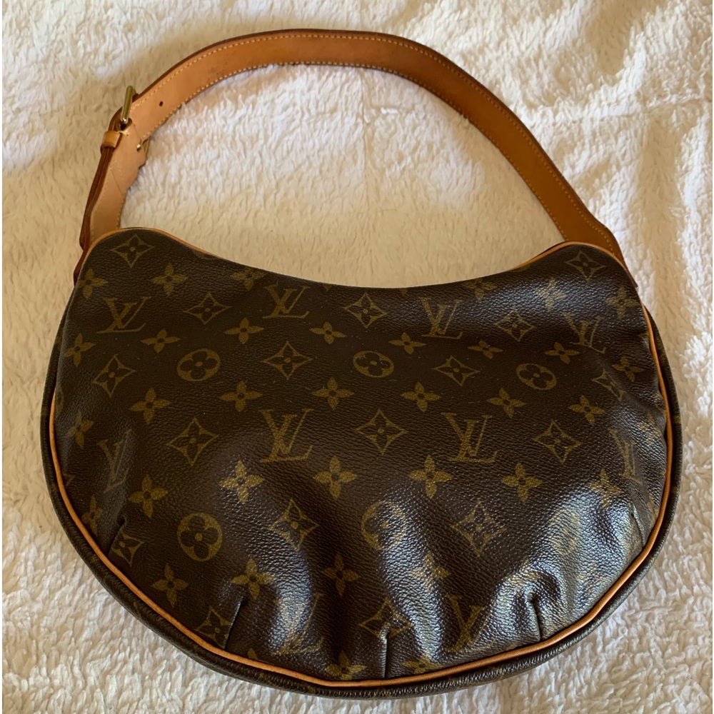 Louis Vuitton Monogram Croissant MM